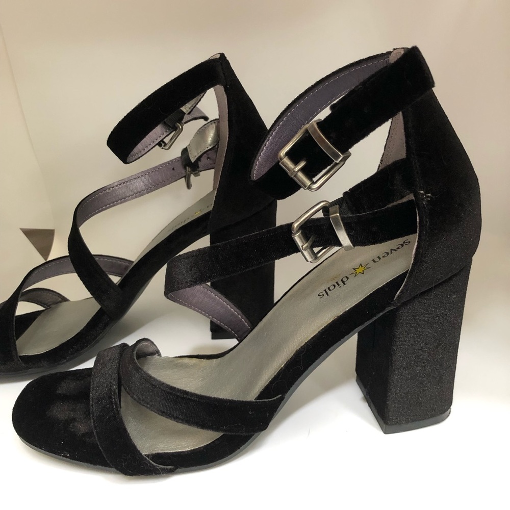 Seven Dials Heels